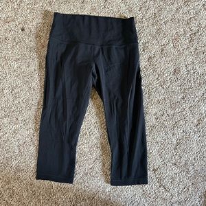 Lululemon Black 3/4 leggings
